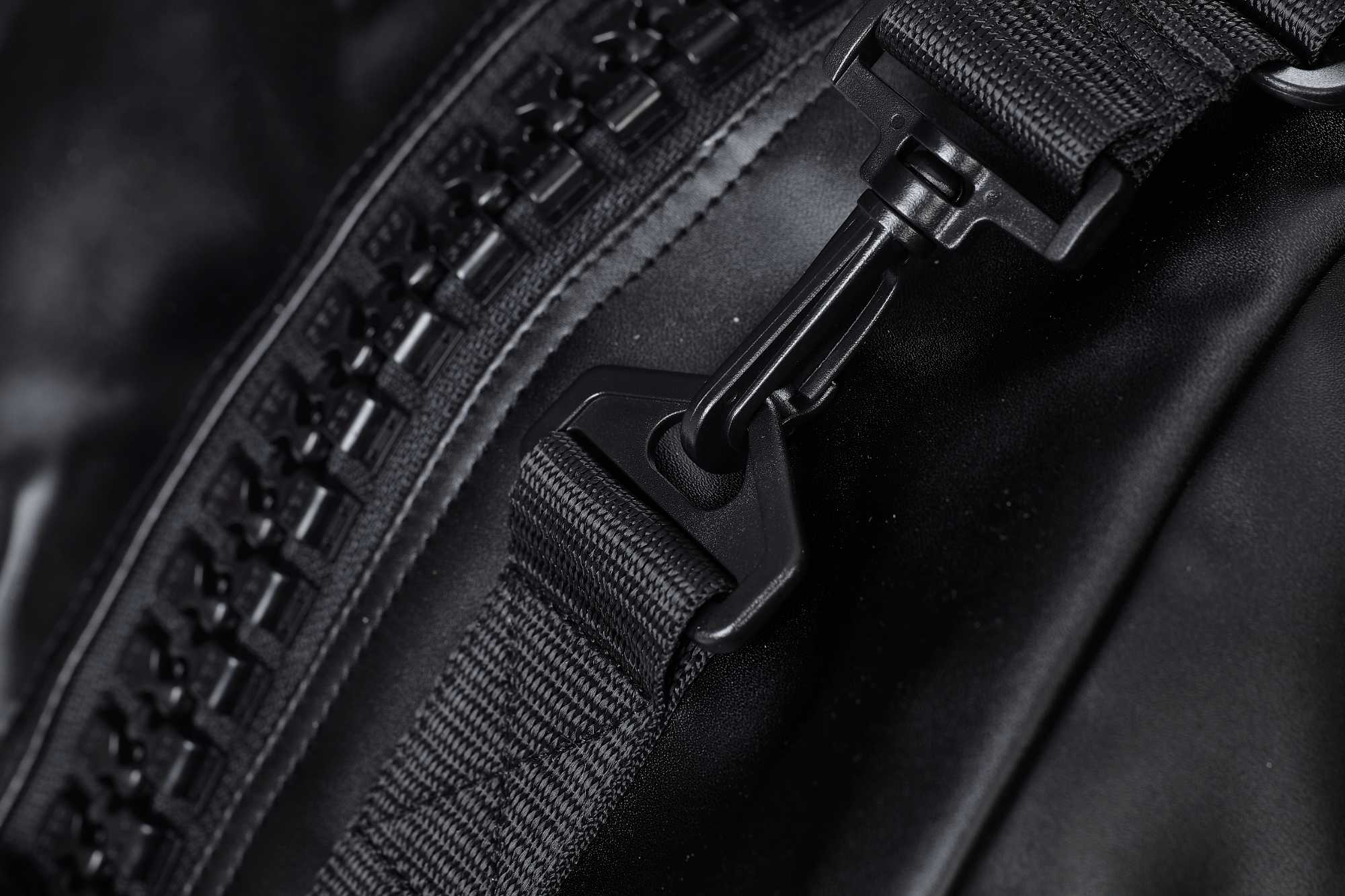 adidas 2in1 Bag Judo black/white PU L, adiACC051J