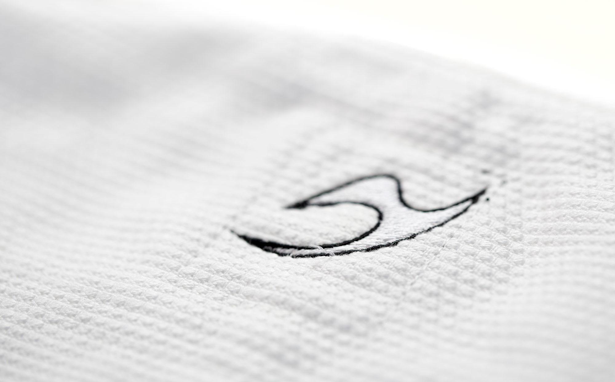 BJJ Starter Gi Fortaleza + BJJ Gürtel weiß